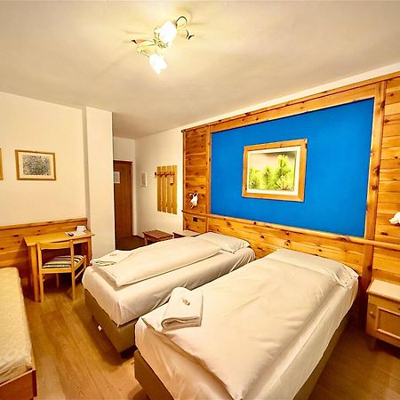 Hotel Garni Edy 戴亚诺 外观 照片
