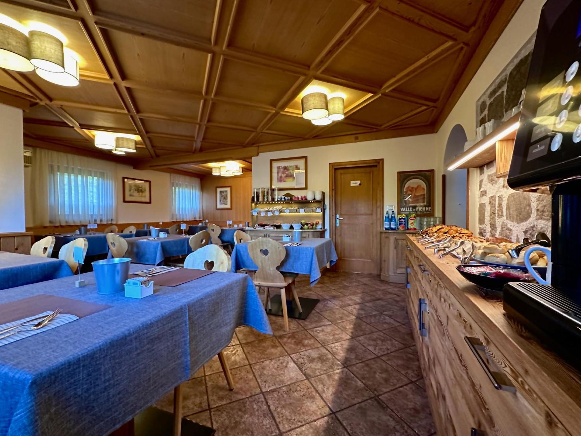 Hotel Garni Edy 戴亚诺 外观 照片