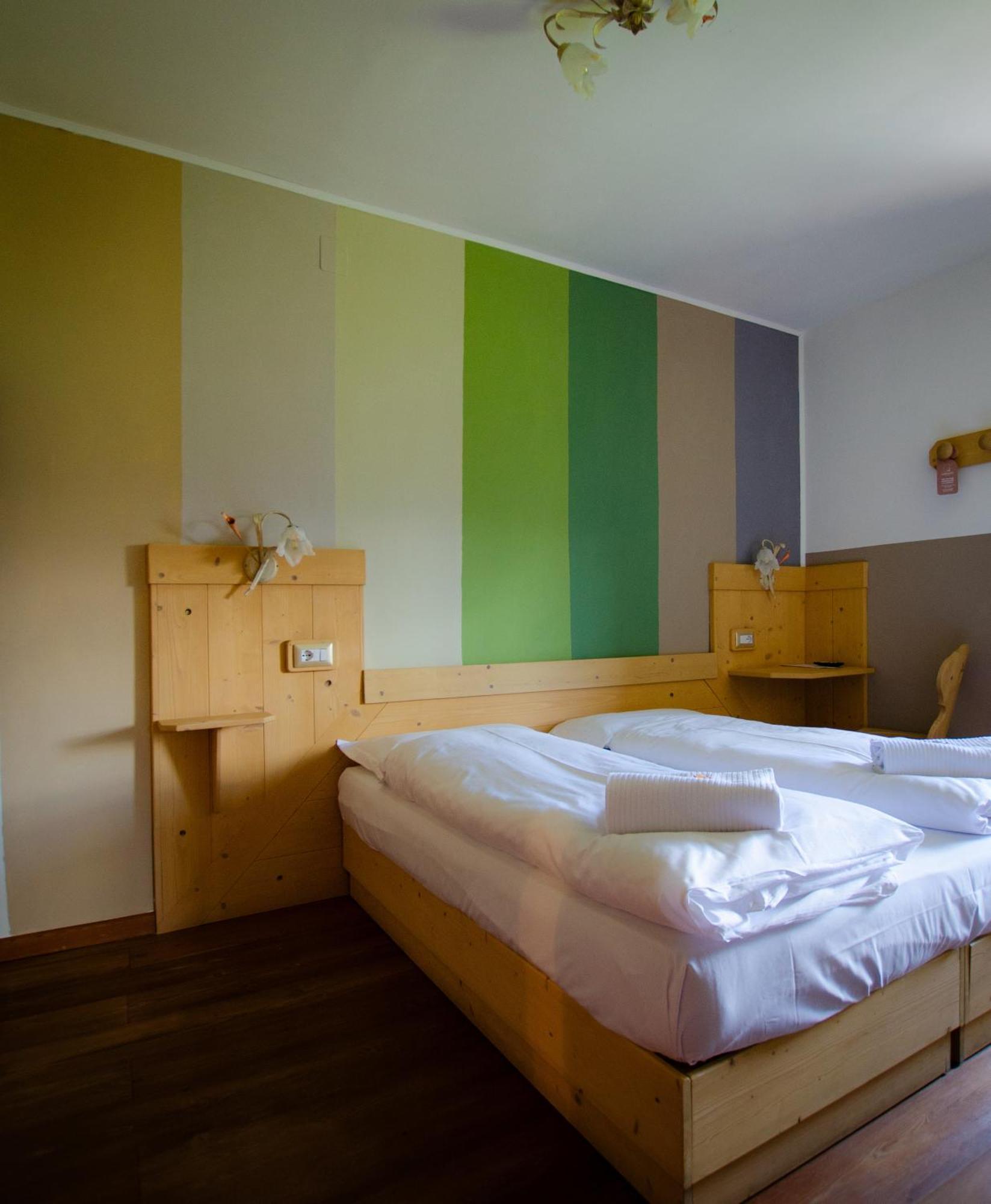 Hotel Garni Edy 戴亚诺 外观 照片