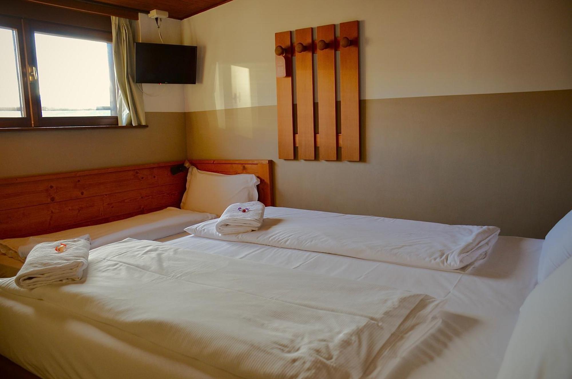 Hotel Garni Edy 戴亚诺 外观 照片